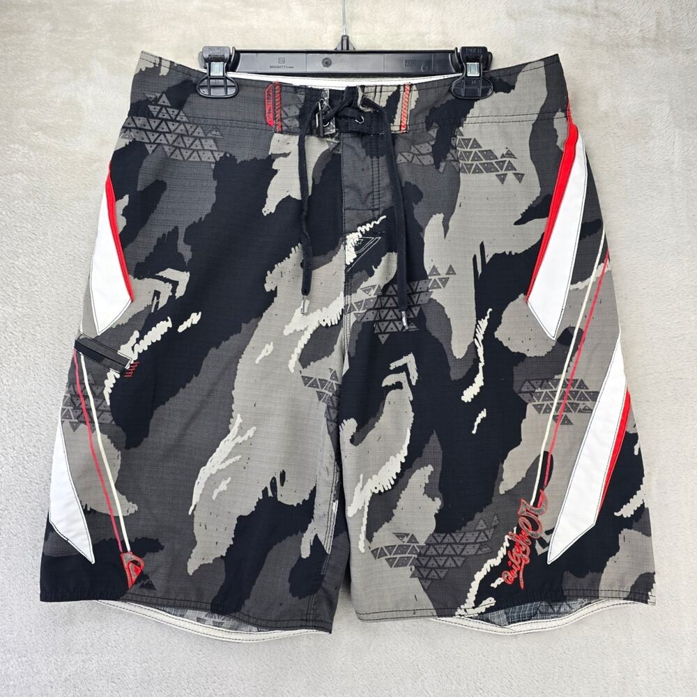 Quiksilver Board Shorts Mens 33 Camo Tribal Swim Trunks RARE Y2K Surf Beach Vtg